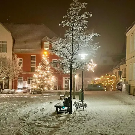 Burgplatz 1 *
